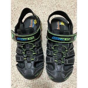 Boys size 3 light up sandals